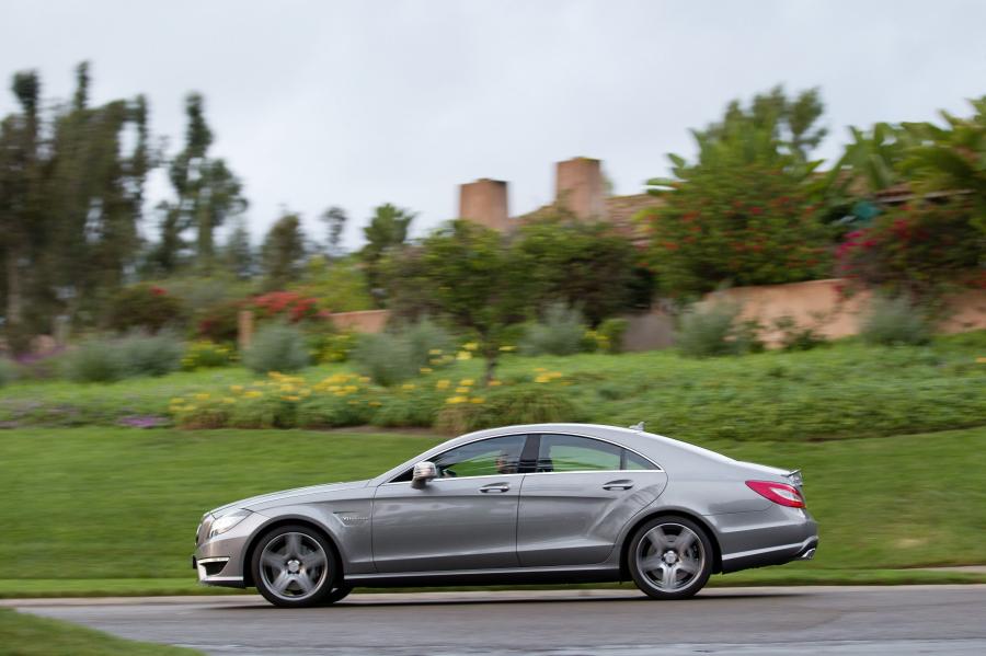  Mercedes-Benz CLS63 AMG 2011 года  (фото 9 из 199)